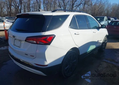 2022 Chevrolet Equinox Awd Rs z USA, uszkodzony, nr VIN 2GNAXWEV7N6104000